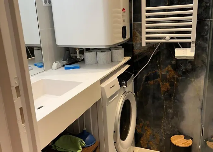 Duplex Remparts D'antibes * Αντίμπ